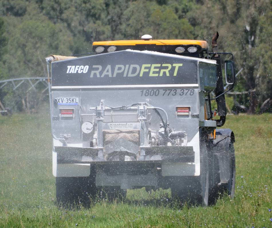 TAFCO Rural Supplies - Rapidfert Fertiliser and spreading